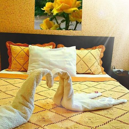 Hotel Sali Tbilisi Buitenkant foto