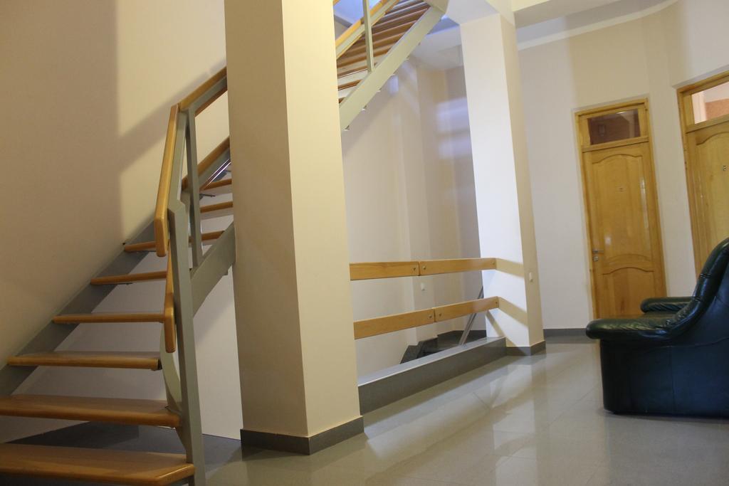 Hotel Sali Tbilisi Buitenkant foto
